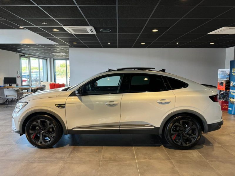 RENAULT ARKANA E-TECH 2022