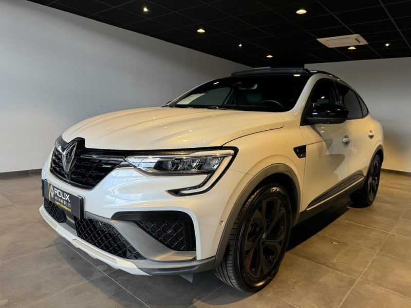 RENAULT ARKANA E-TECH 2022