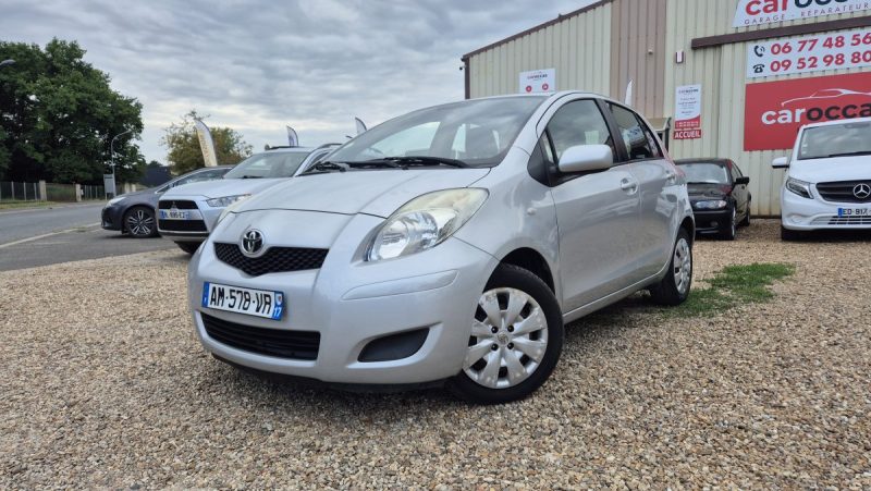 TOYOTA YARIS 2010