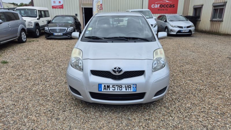 TOYOTA YARIS 2010