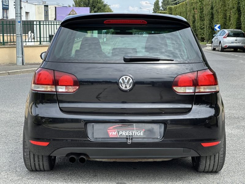 VOLKSWAGEN GOLF 2011