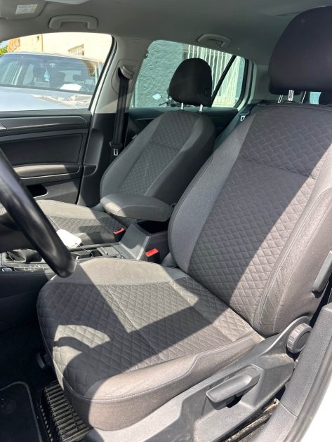 VOLKSWAGEN GOLF 7 1.5 TSI CONFORT LINE BLUE MOTION 