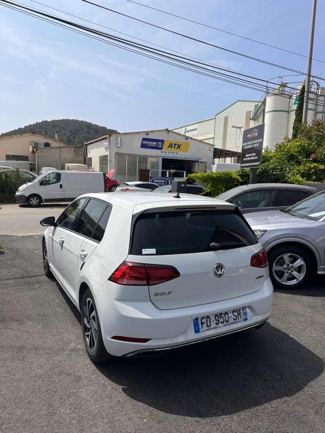 VOLKSWAGEN GOLF 7 1.5 TSI CONFORT LINE BLUE MOTION 