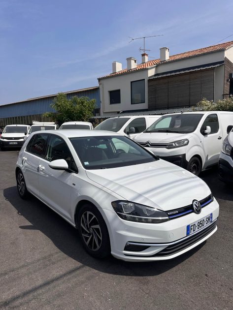 VOLKSWAGEN GOLF 7 1.5 TSI CONFORT LINE BLUE MOTION 