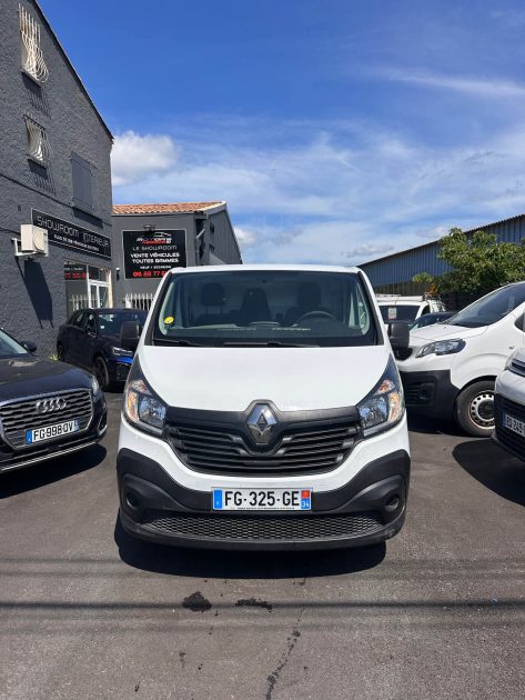 RENAULT TRAFIC 1.6 DCI 2.7T CONFORT