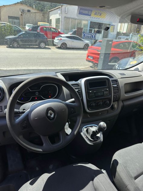 RENAULT TRAFIC 1.6 DCI 2.7T CONFORT