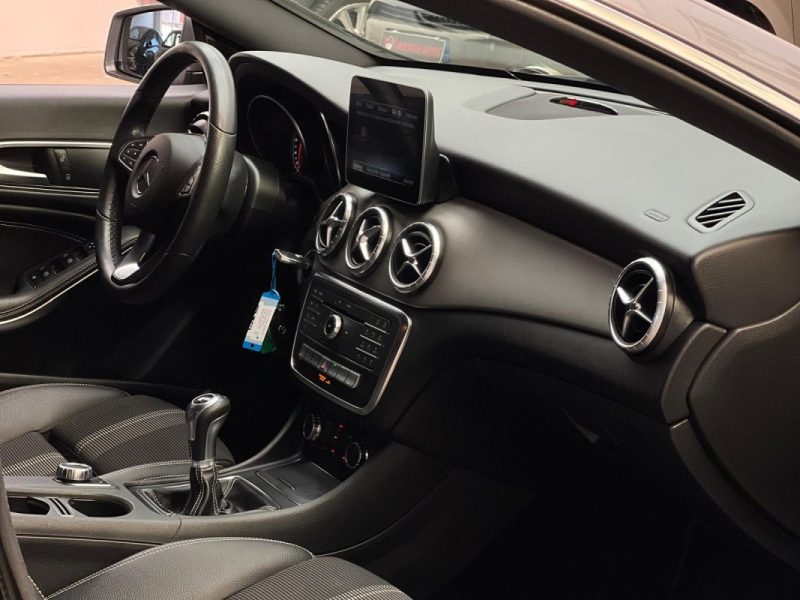 MERCEDES CLA 180 122CH SHOOTING BREAK URBAN