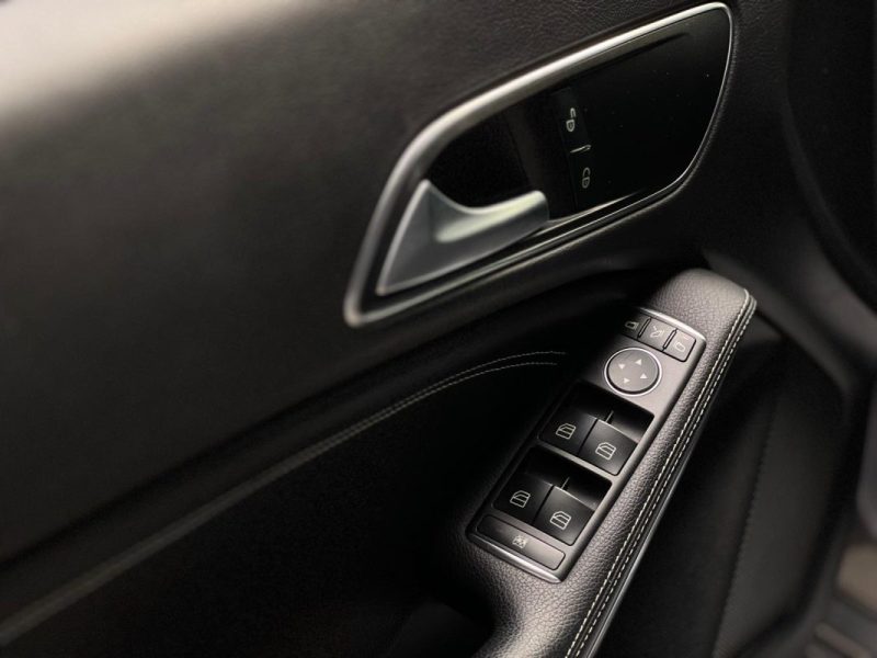 MERCEDES CLA 180 122CH SHOOTING BREAK URBAN