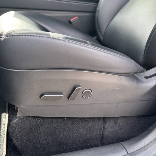 TESLA MODEL Y Standard 1 ère main TVA récupérable, Garantie Tesla 8 ans