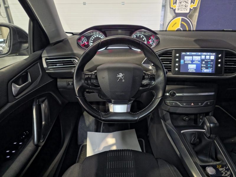 1.2 PureTech 110ch S&S Allure / Distribution OK