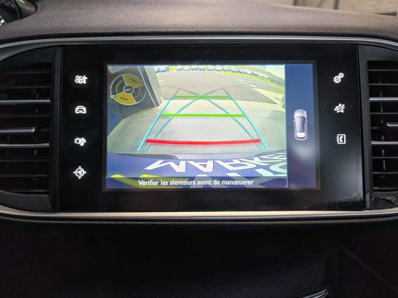 1.2 PureTech 110ch S&S Allure / Distribution OK