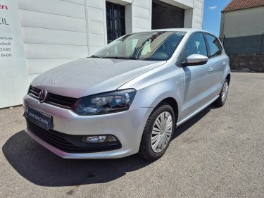 VOLKSWAGEN POLO 2016