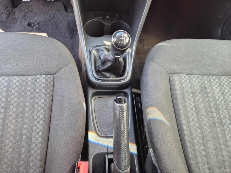 VOLKSWAGEN POLO 2016