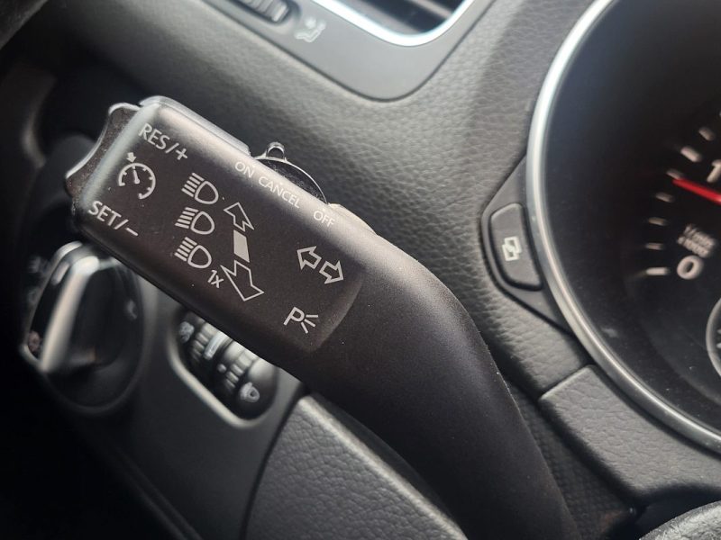 VOLKSWAGEN GOLF 2011