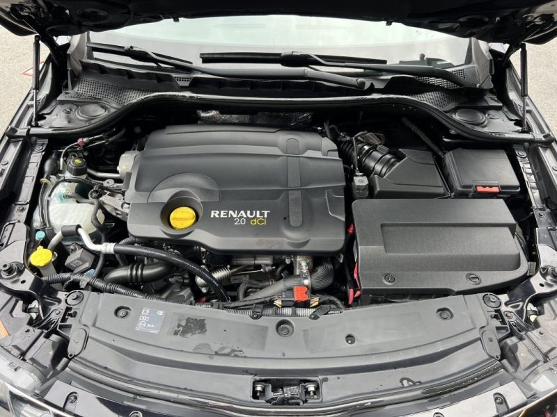 RENAULT LATITUDE INITIALE PARIS 2.0 DCI 150 Cv 1ERE MAIN / INTERIEUR CUIR CAMERA GPS - GARANTIE 1 AN