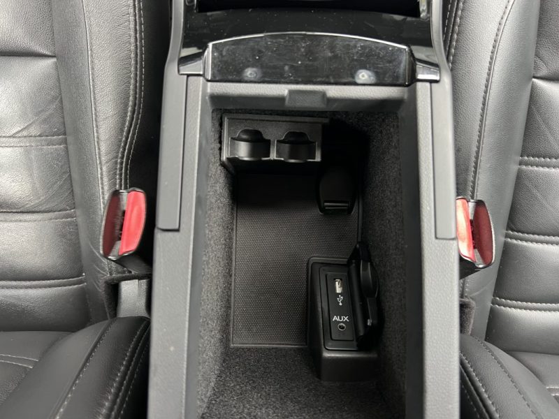 RENAULT LATITUDE INITIALE PARIS 2.0 DCI 150 Cv 1ERE MAIN / INTERIEUR CUIR CAMERA GPS - GARANTIE 1 AN