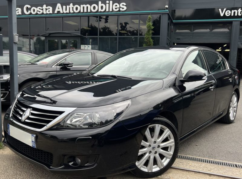 RENAULT LATITUDE INITIALE PARIS 2.0 DCI 150 Cv 1ERE MAIN / INTERIEUR CUIR CAMERA GPS - GARANTIE 1 AN