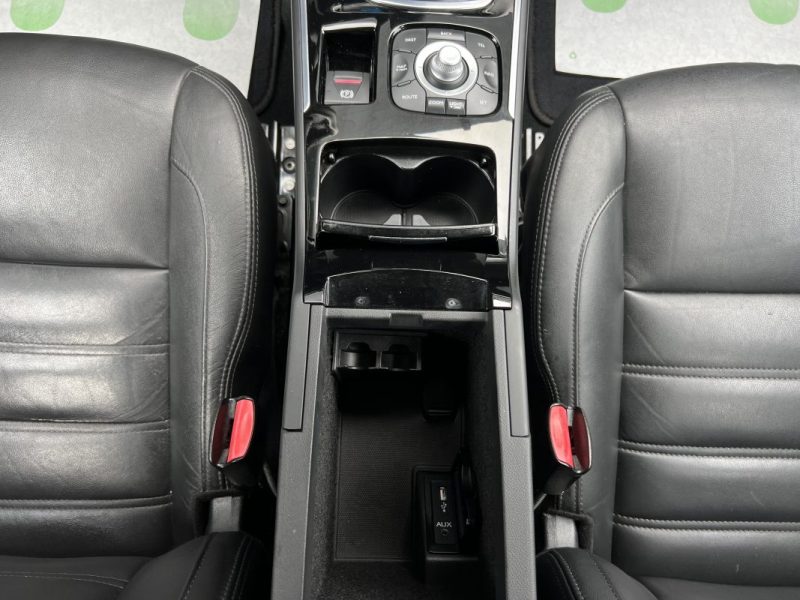 RENAULT LATITUDE INITIALE PARIS 2.0 DCI 150 Cv 1ERE MAIN / INTERIEUR CUIR CAMERA GPS - GARANTIE 1 AN