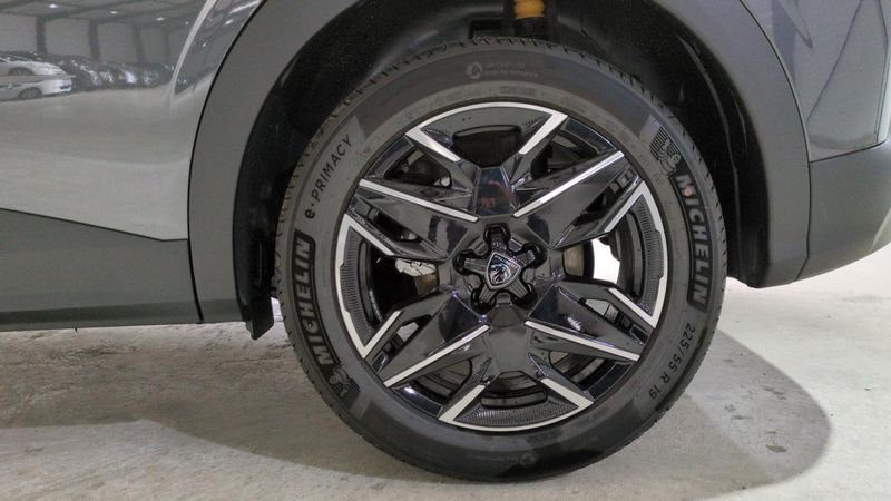 Peugeot 3008 nouveau Hybrid 145 e-dcs6 allure