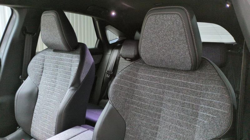 Peugeot 3008 nouveau Hybrid 145 e-dcs6 allure + navi + pack 360 vision & drive assist