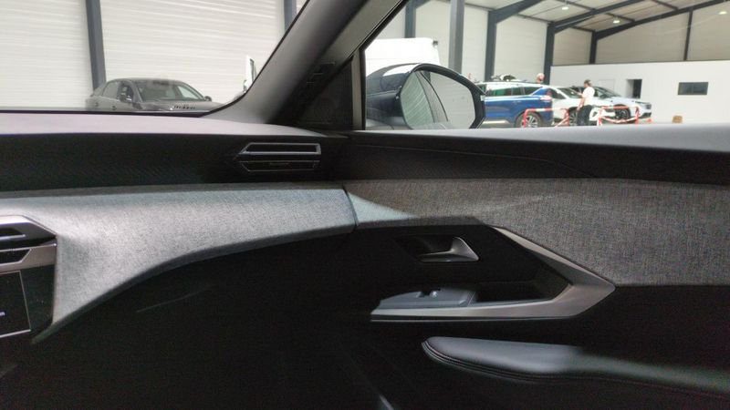 Peugeot 3008 nouveau Hybrid 145 e-dcs6 allure + navi + pack 360 vision & drive assist