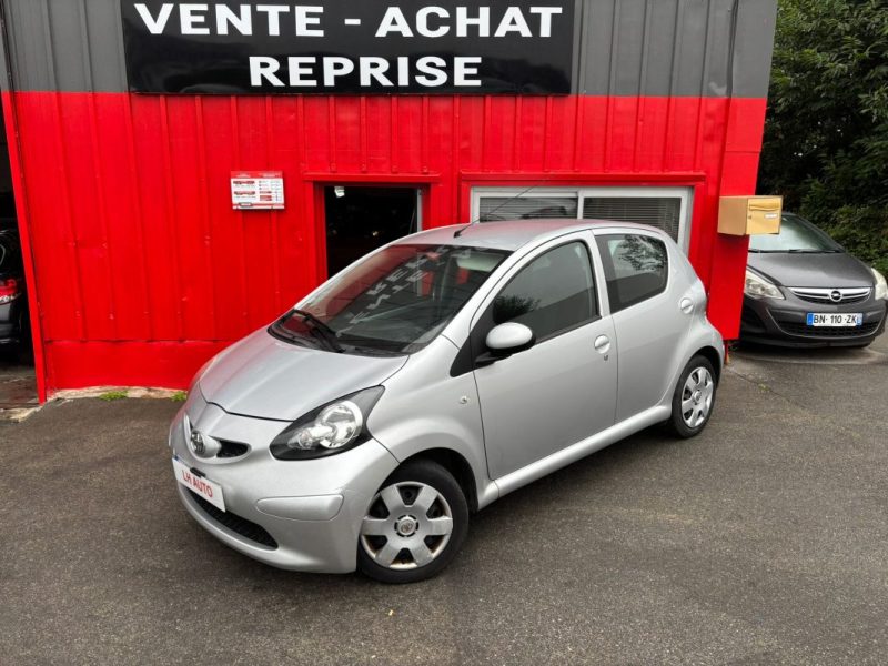 toyota  aygo  2006