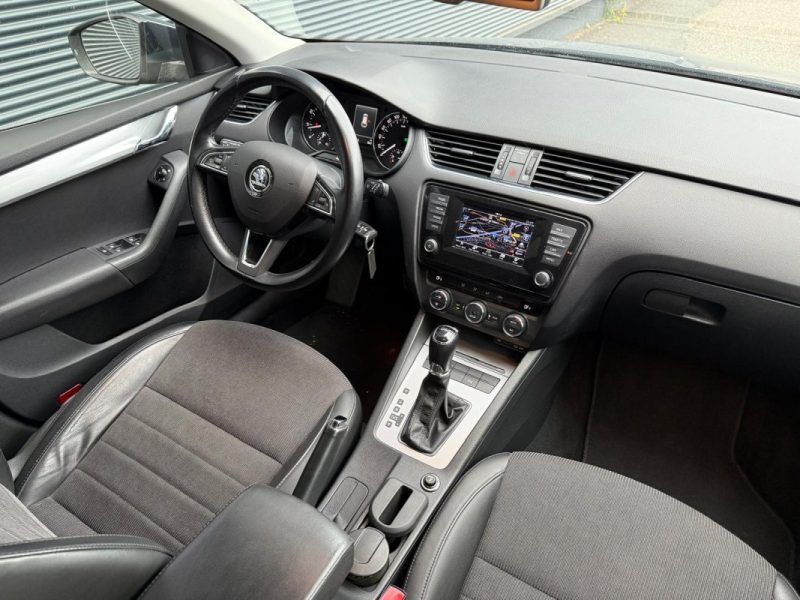 SKODA OCTAVIA COMBI 1.8 TSI 180 ELEGANCE DSG7