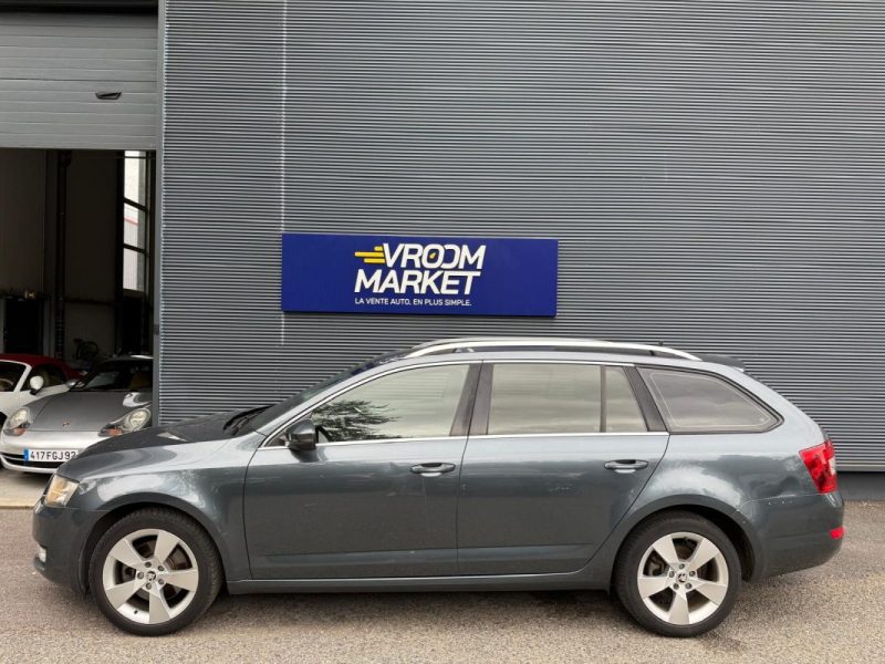 SKODA OCTAVIA COMBI 1.8 TSI 180 ELEGANCE DSG7