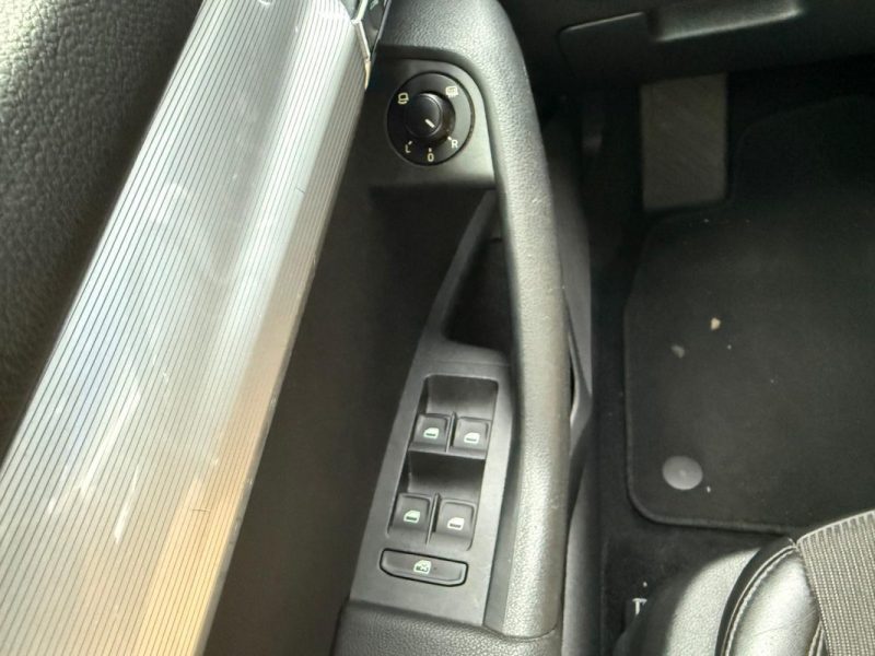 SKODA OCTAVIA COMBI 1.8 TSI 180 ELEGANCE DSG7