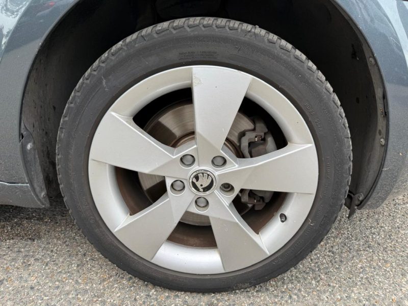 SKODA OCTAVIA COMBI 1.8 TSI 180 ELEGANCE DSG7