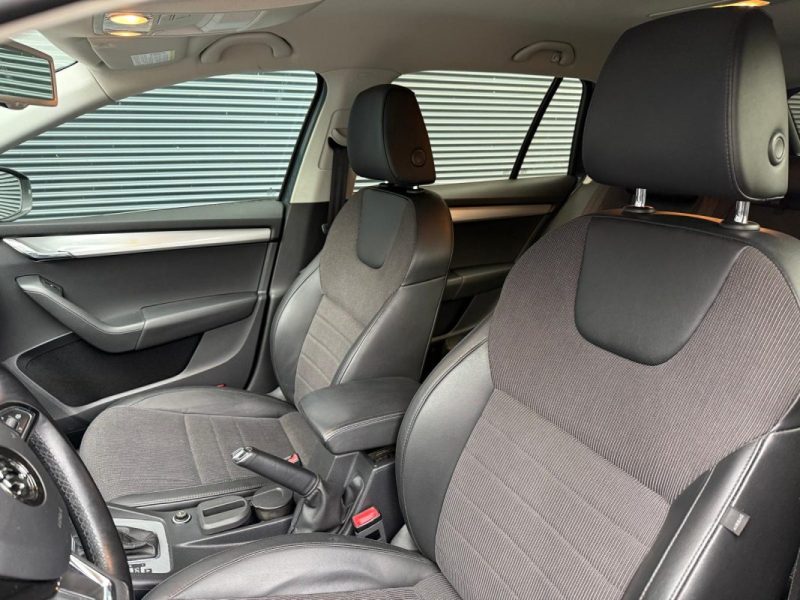 SKODA OCTAVIA COMBI 1.8 TSI 180 ELEGANCE DSG7