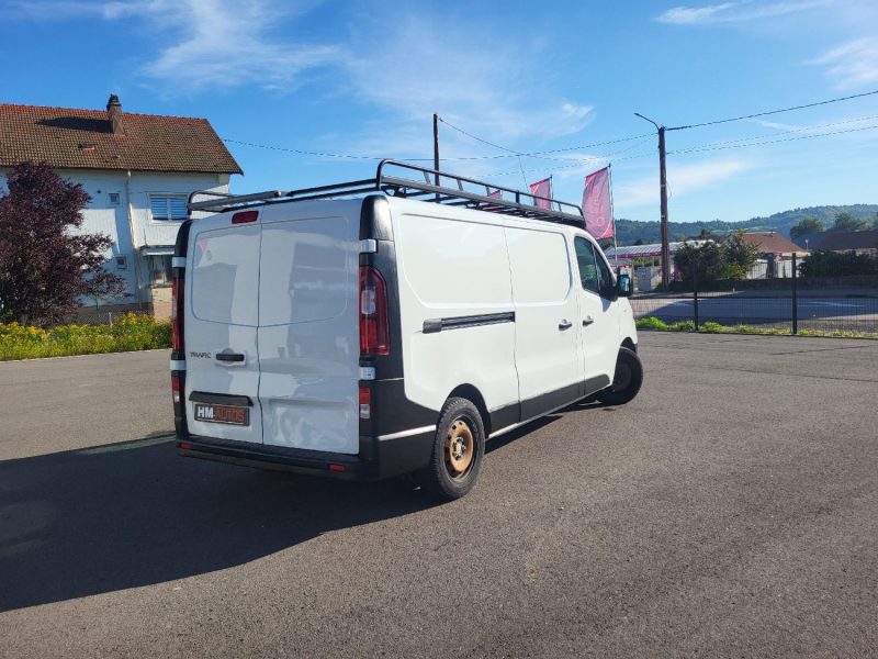 RENAULT TRAFIC 2017