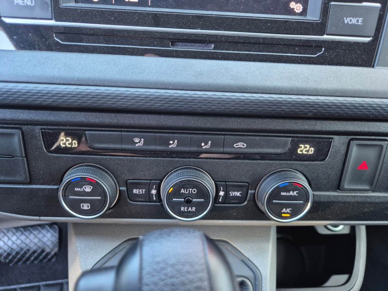 VOLKSWAGEN CARAVELLE 2024