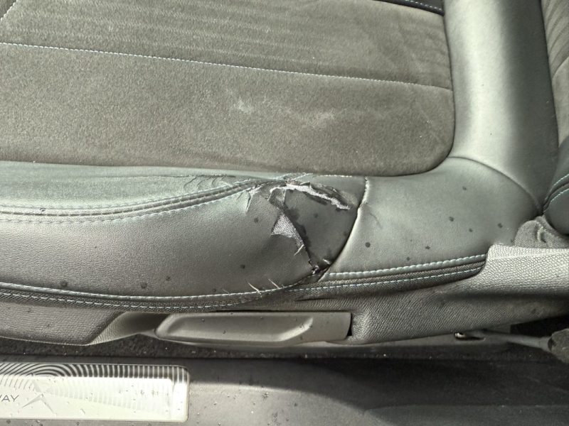 PEUGEOT 3008 1.2 PURETECH 130cv CROSSWAY