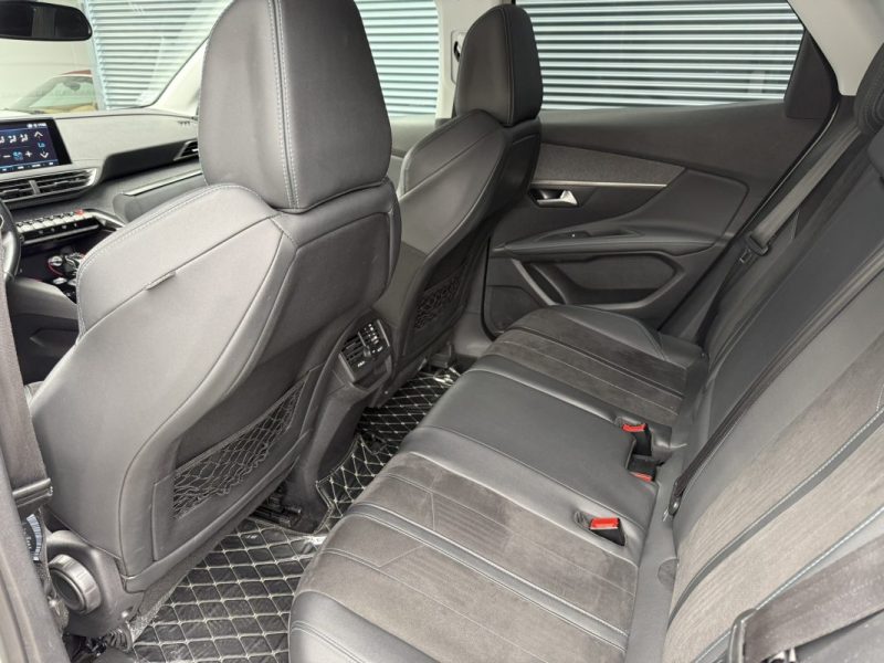 PEUGEOT 3008 1.2 PURETECH 130cv CROSSWAY