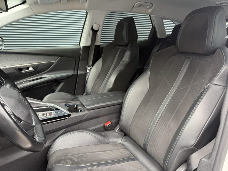 PEUGEOT 3008 1.2 PURETECH 130cv CROSSWAY