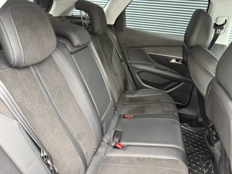 PEUGEOT 3008 1.2 PURETECH 130cv CROSSWAY