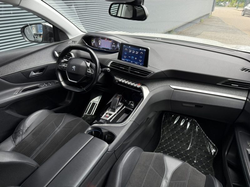 PEUGEOT 3008 1.2 PURETECH 130cv CROSSWAY