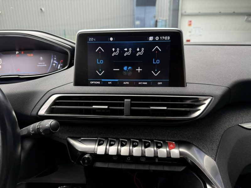 PEUGEOT 3008 1.2 PURETECH 130cv CROSSWAY