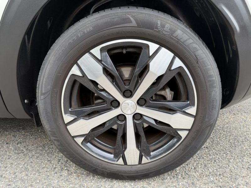 PEUGEOT 3008 1.2 PURETECH 130cv CROSSWAY