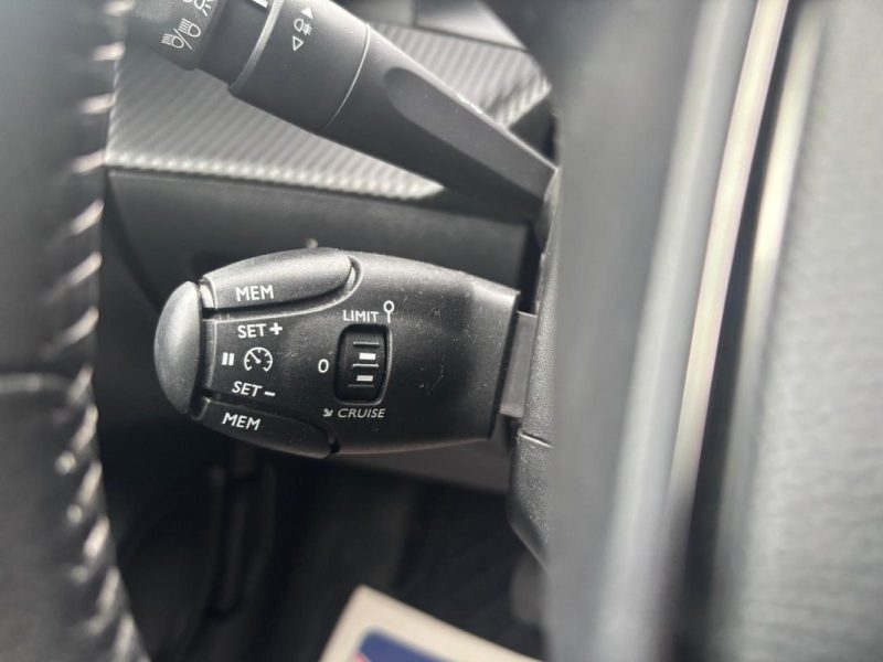 PEUGEOT 208  e-208 100Kw 136cv