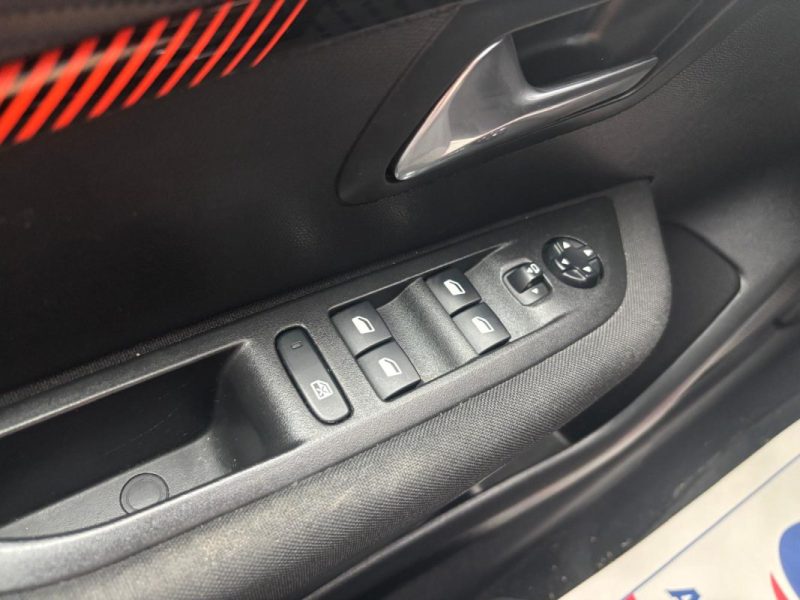 PEUGEOT 208  e-208 100Kw 136cv