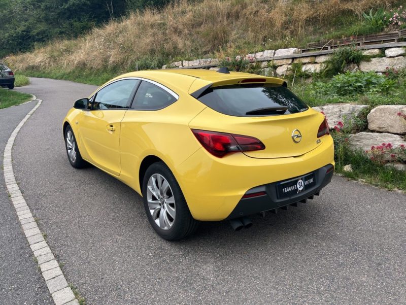 OPEL ASTRA GTC 1.4 L 120 ch