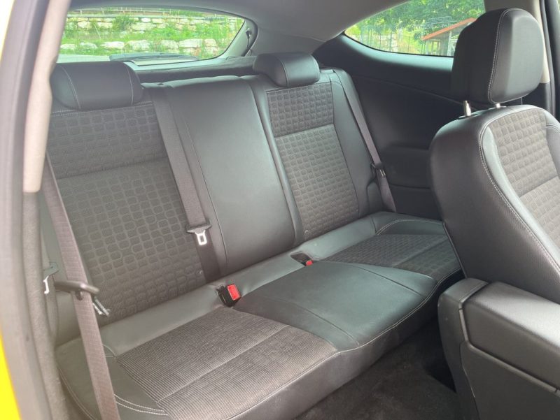 OPEL ASTRA GTC 1.4 L 120 ch