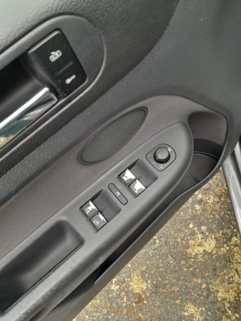 Volkswagen Golf Plus 1.4 75ch Confort BVM6  2005