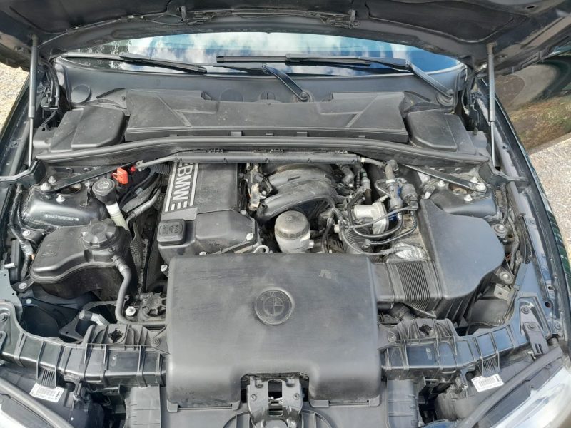 BMW Série 1 I (E81/E87) 116i 115ch Premiere BVM6 5p 1er Main 2006