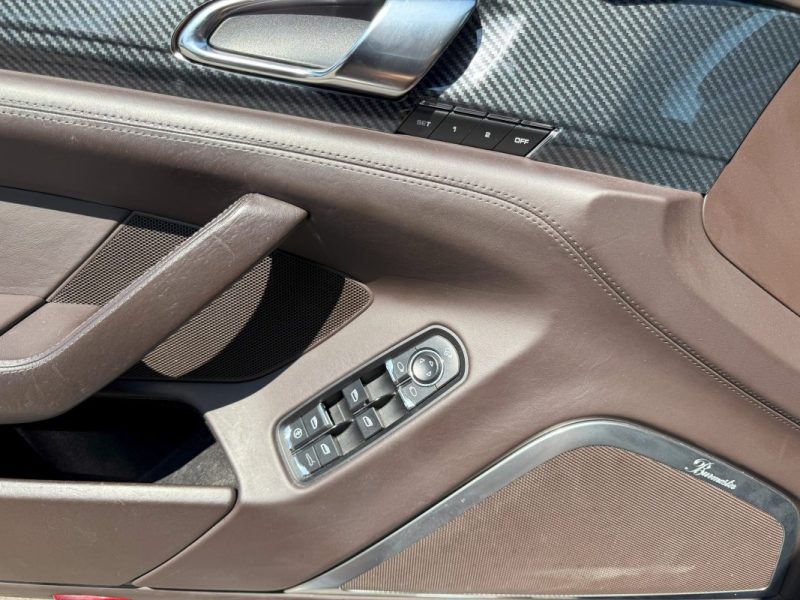 Porsche Panamera 4S 2011