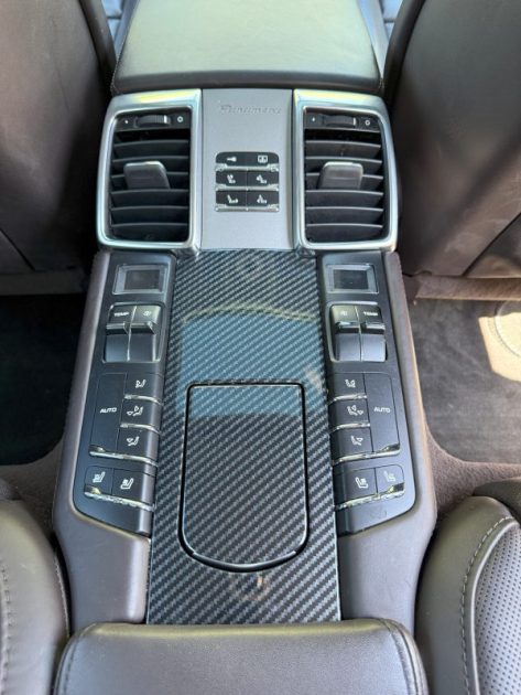 Porsche Panamera 4S 2011