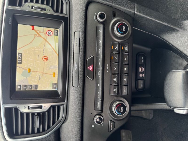 KIA SPORTAGE 1.7 crdi 140cv boite auto 