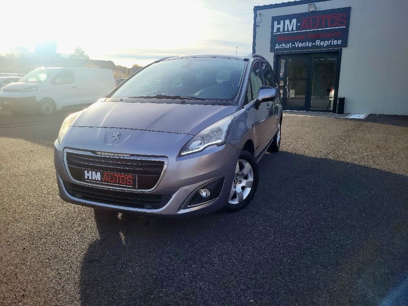 PEUGEOT 5008 2016